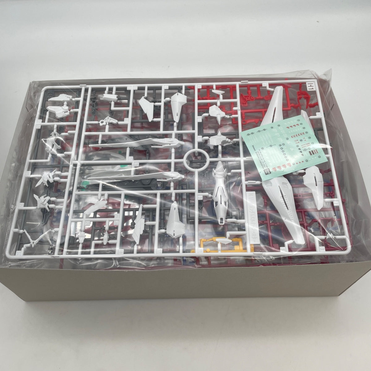 OZX-GU01LOB Gundam L.O Booster Mobile Suit Model Kit HGAC 1/144 Japan Bandai