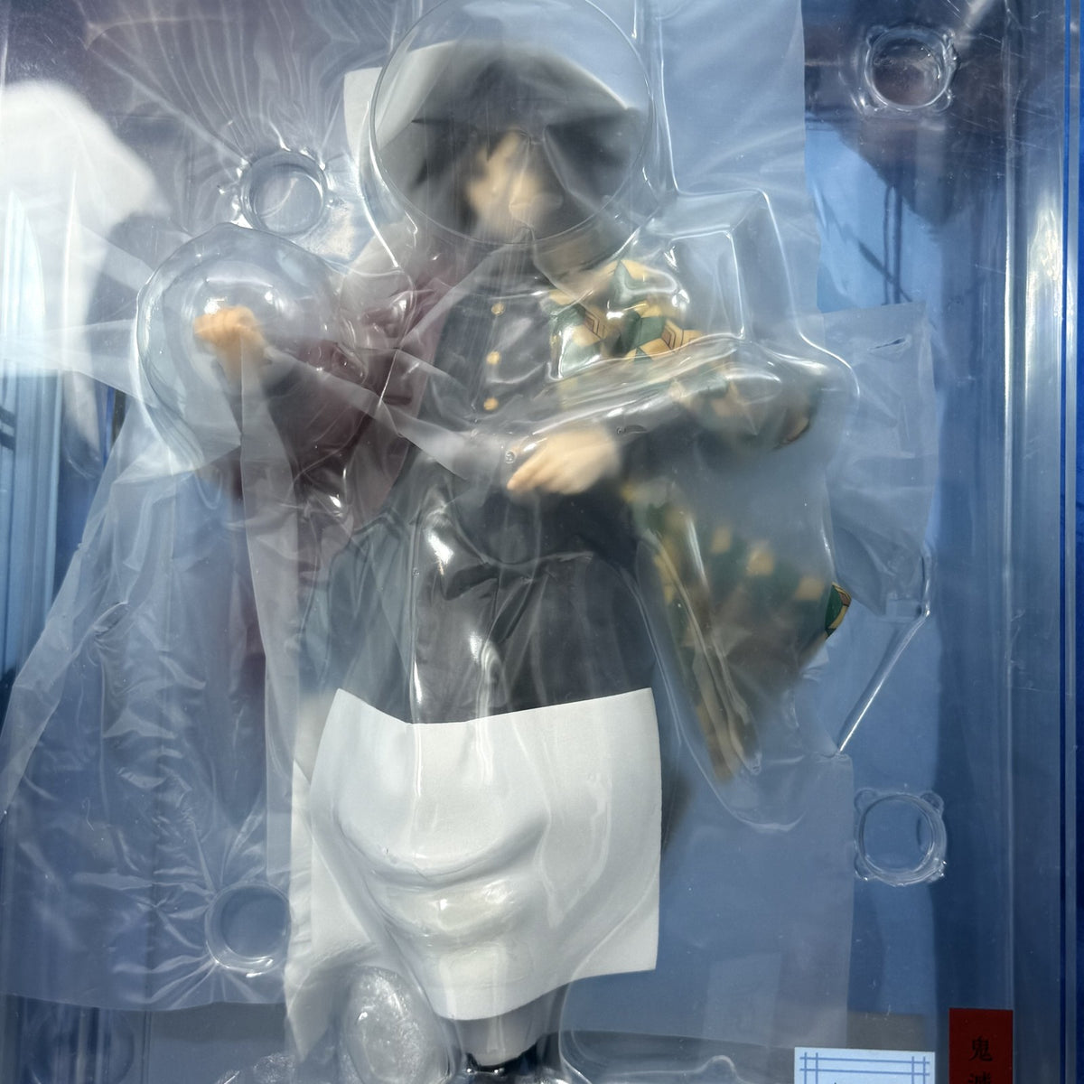 Tomioka Giyu Demon Slayer Kimetsu no Yaiba 1/8 Scale Painted Figure Alter w/box