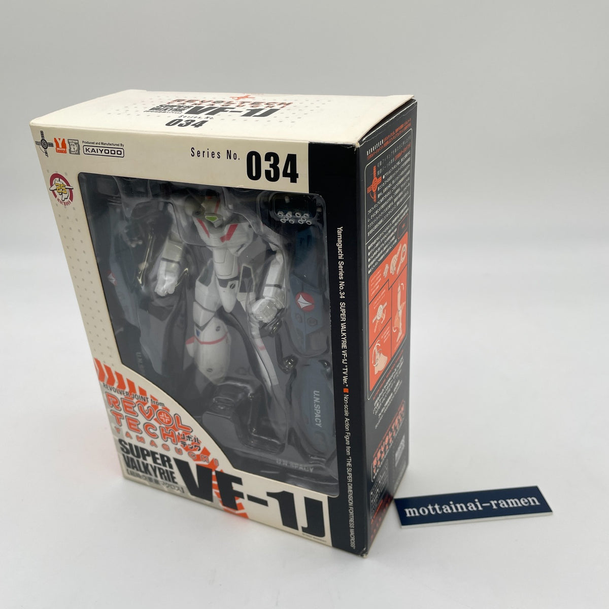 Revoltech Yamaguchi No.034 Super Valkyrie VF-1J TV Ver. Teruki Ichijo Figure