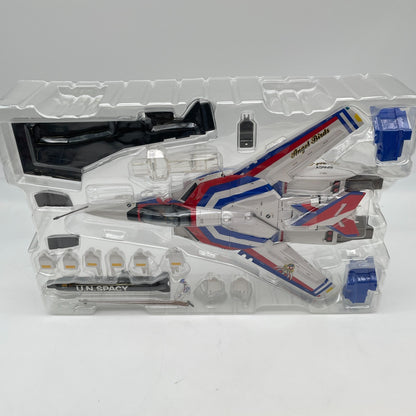 VF-1A Valkyrie AngelBirds DX Chogokin SuperDimensionFortressMacross Japan