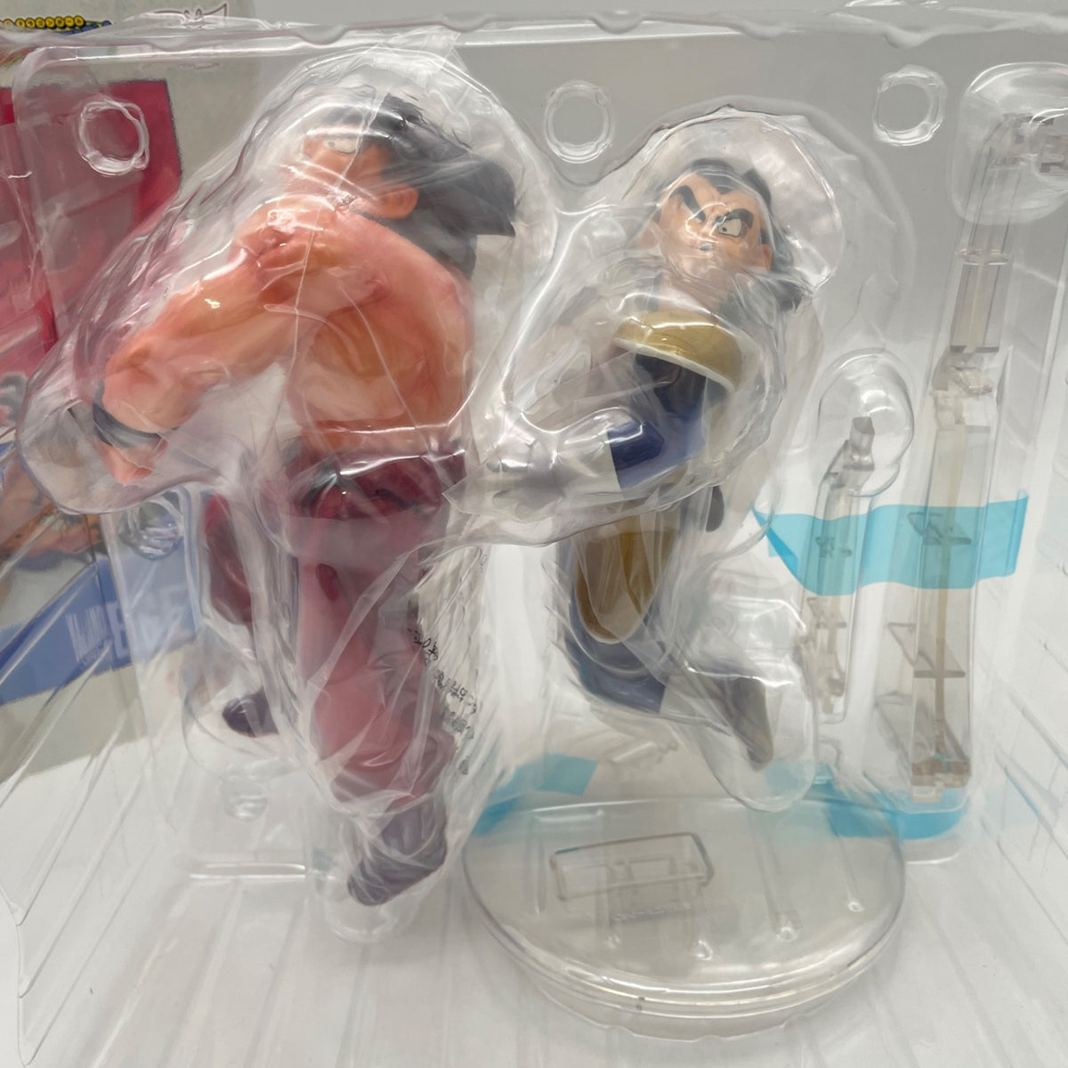 Dragon Ball DRAGON HISTORYGoku vs Vegeta Figure Ichiban Kuji B Prize