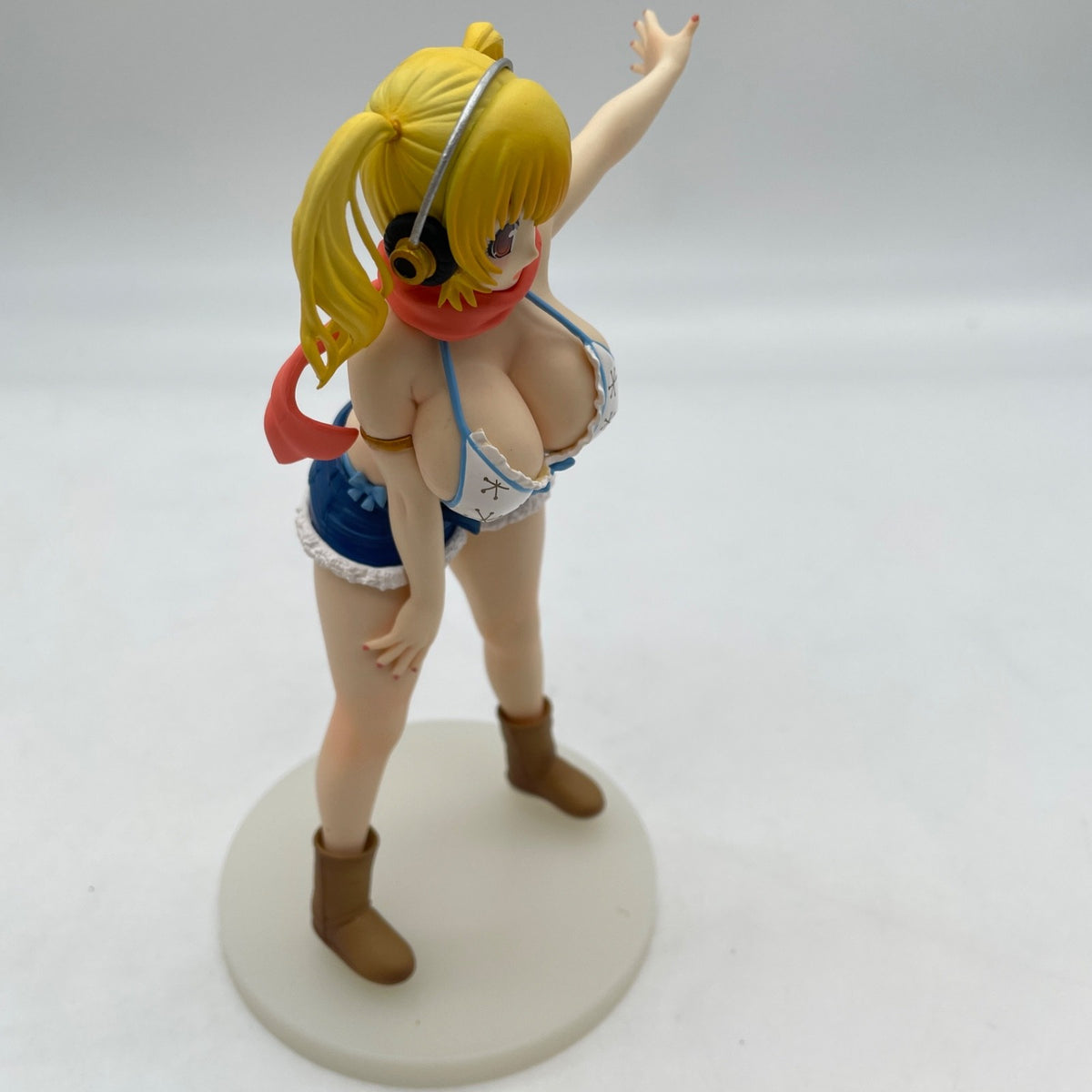 Figure Super Pochaco Winter Ver From Japan