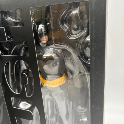 Real Action Heroes RAH Batman HUSH Ver. Black Medicom Toy