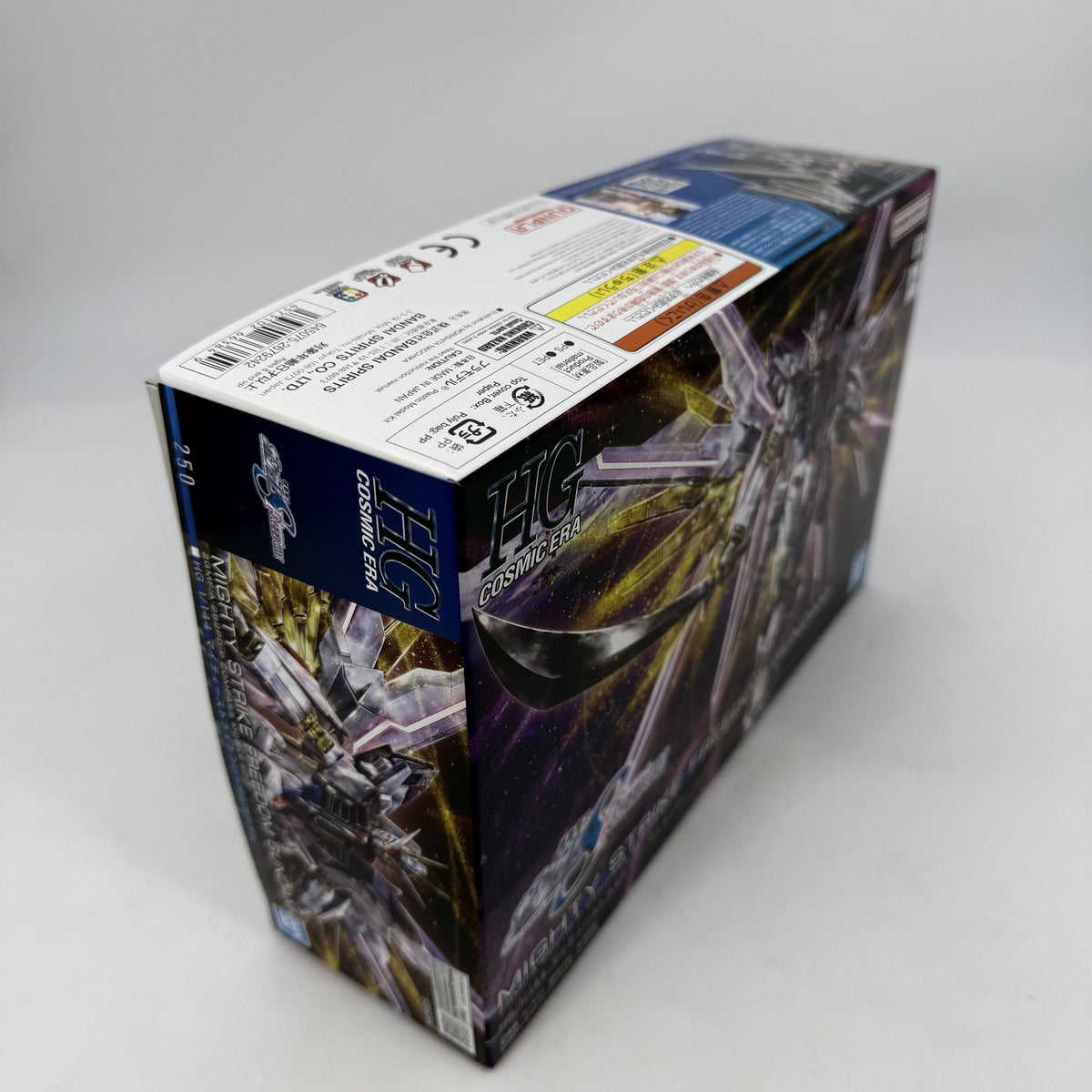 Mighty Strike Freedom Gundam 250 HG 1/144 Model Kit w/box