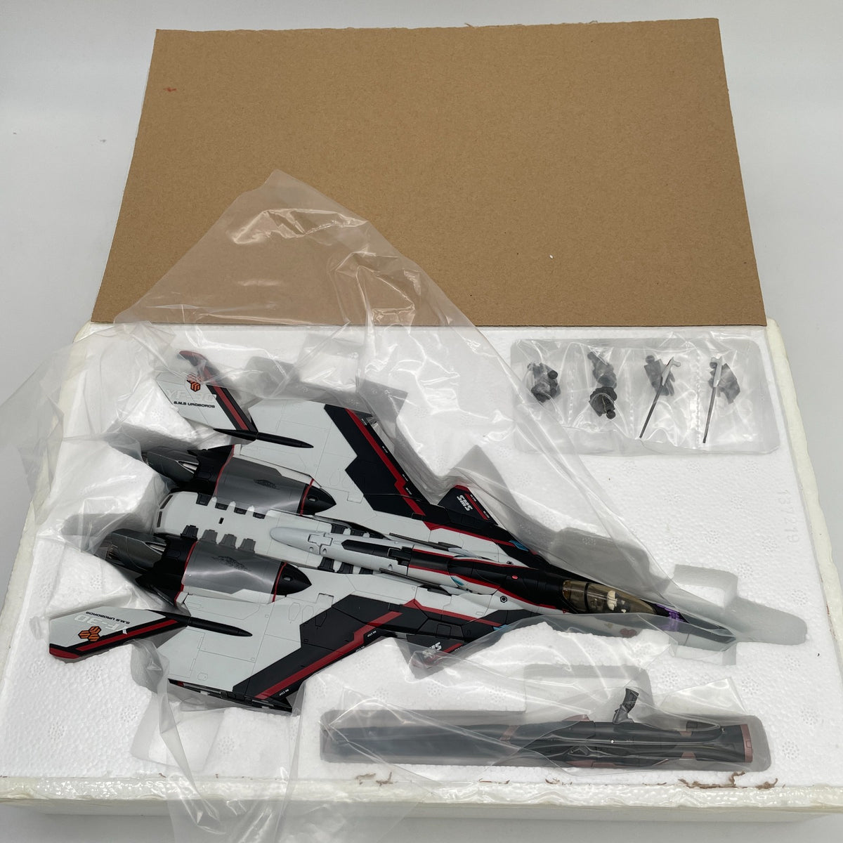 Figure DX Chogokin YF-30 Chronos Macross 3 singing voice that connects galaxie