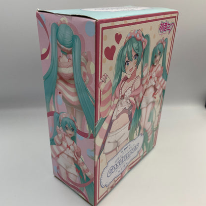 Taito Hatsune Miku Figure Room Wear Costume Limited Ver. From Japan Import