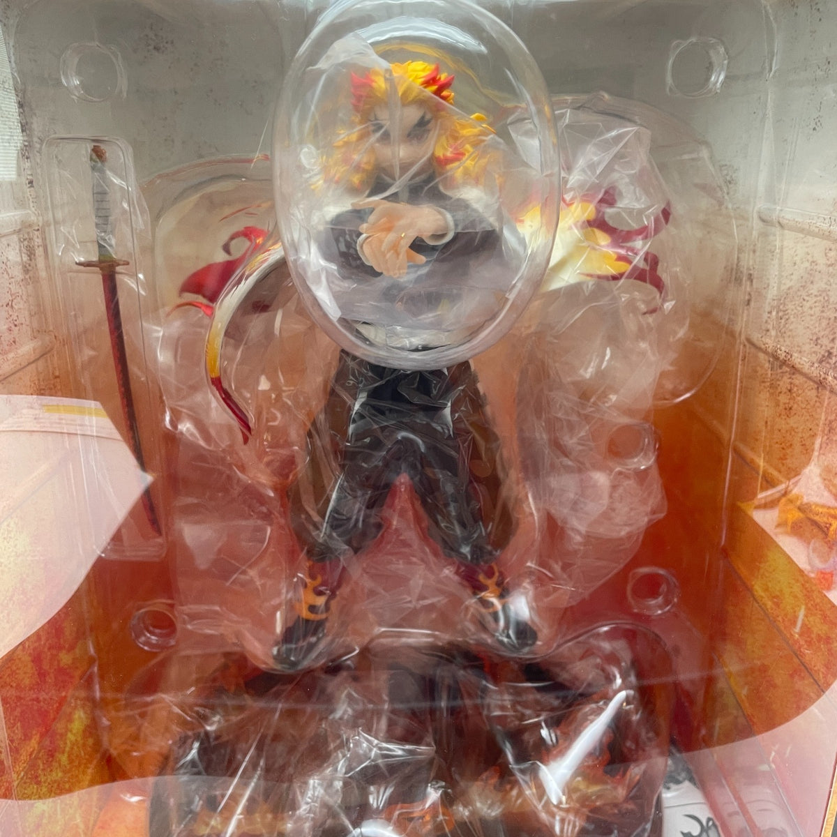 Figure Kyojuro Rengoku Demon Slayer Kimetsu Mugen Train 1/8 Aniplex limited