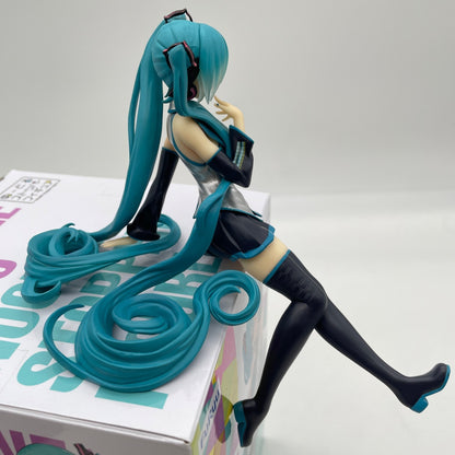 FuRyu Hatsune Miku Noodle Stopper Pearl Color ver. Figure VOCALOID