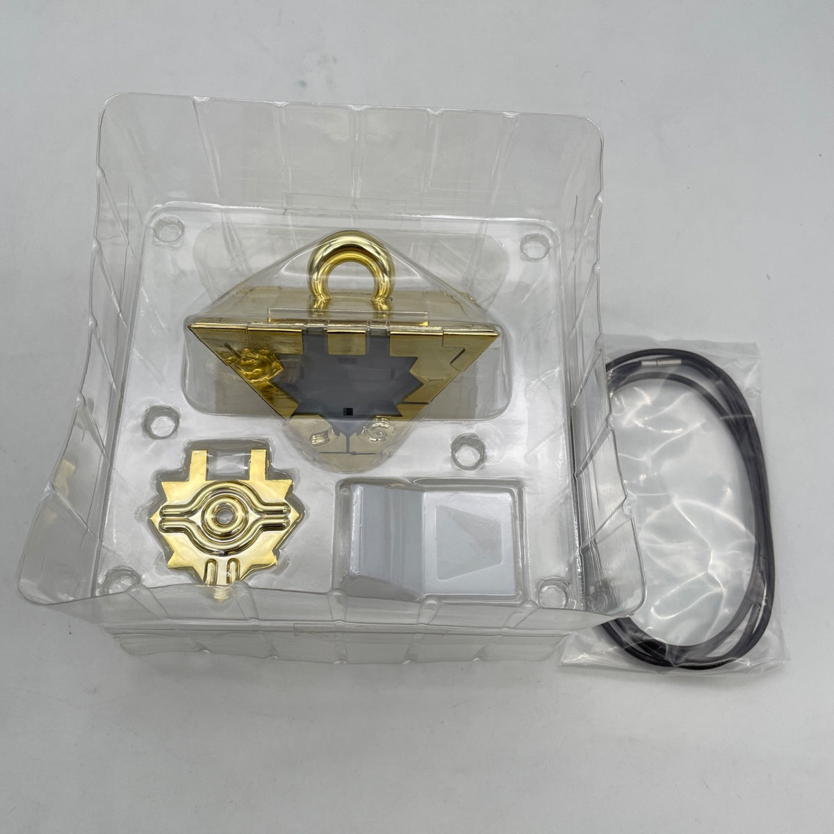 Yu-Gi-Oh! Duel Monsters Millennium Puzzle Complete Edition BANDAI