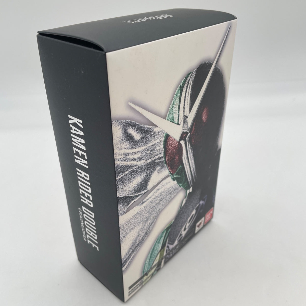 S.H.Figuarts Kamen Rider W Cyclone Joker Figure Shinkocchou BANDAI