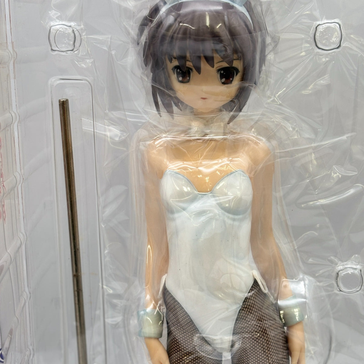 Yuki Nagato Bunny 1/4 Figure Painted The Melancholy of Haruhi Suzumiya FREEing
