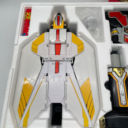 Chogokin Zord Toy Super Dreadnought DX Jet Garuda Chojin Sentai Jetman BANDAI